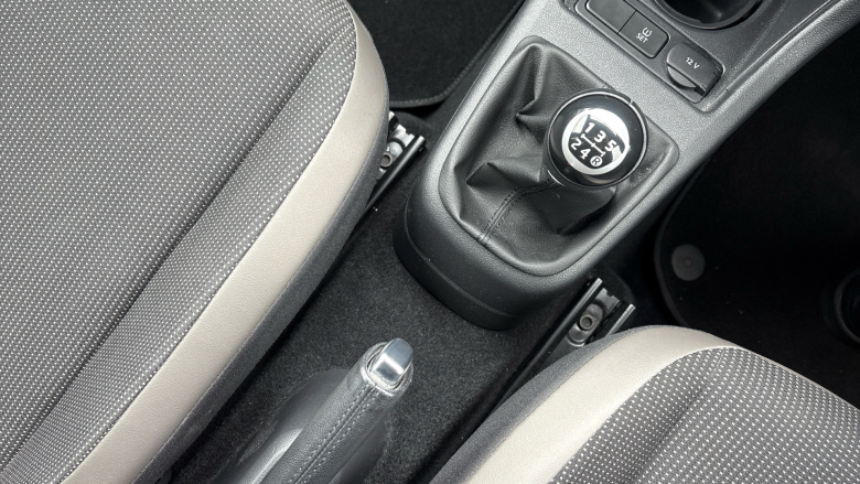 Volkswagen Up 1.0 High Up 5dr Petrol Hatchback